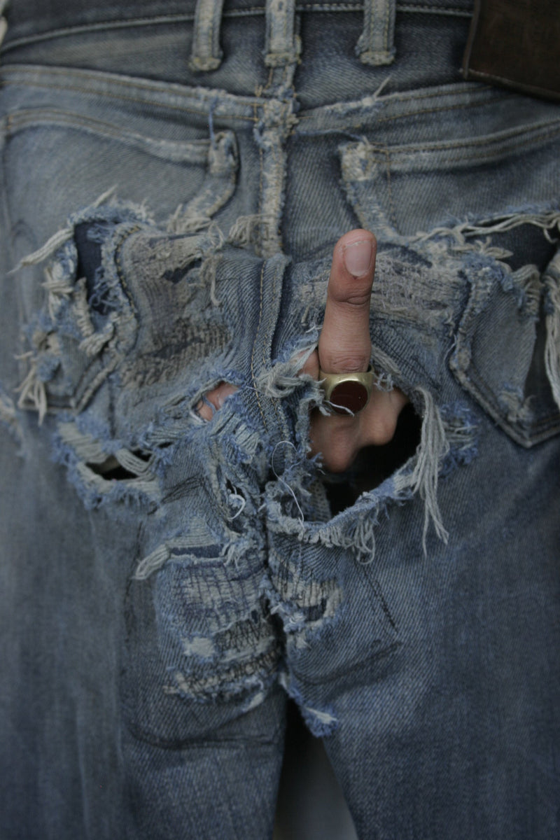 I DO NOT SELL JEANS ANYMORE